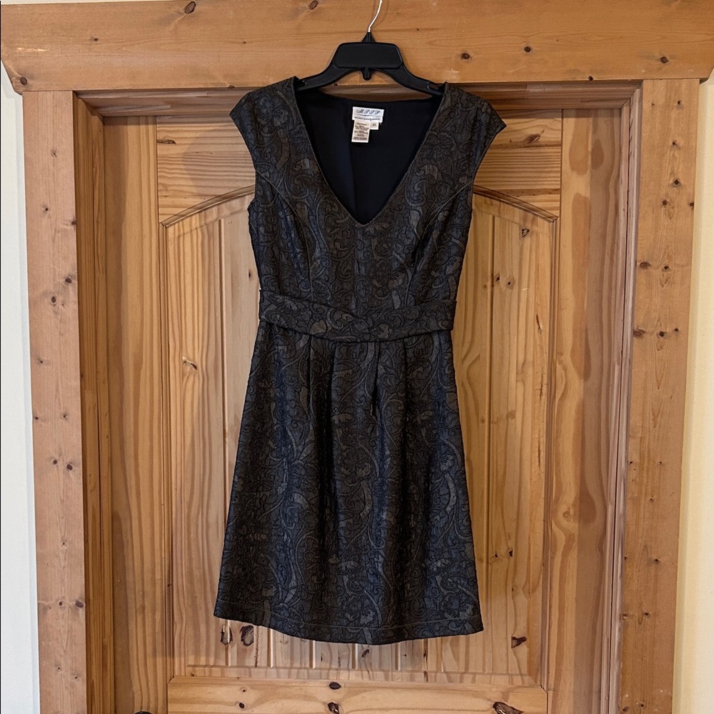 Max Studio Specialty Products Elegant Black & Gold Dress